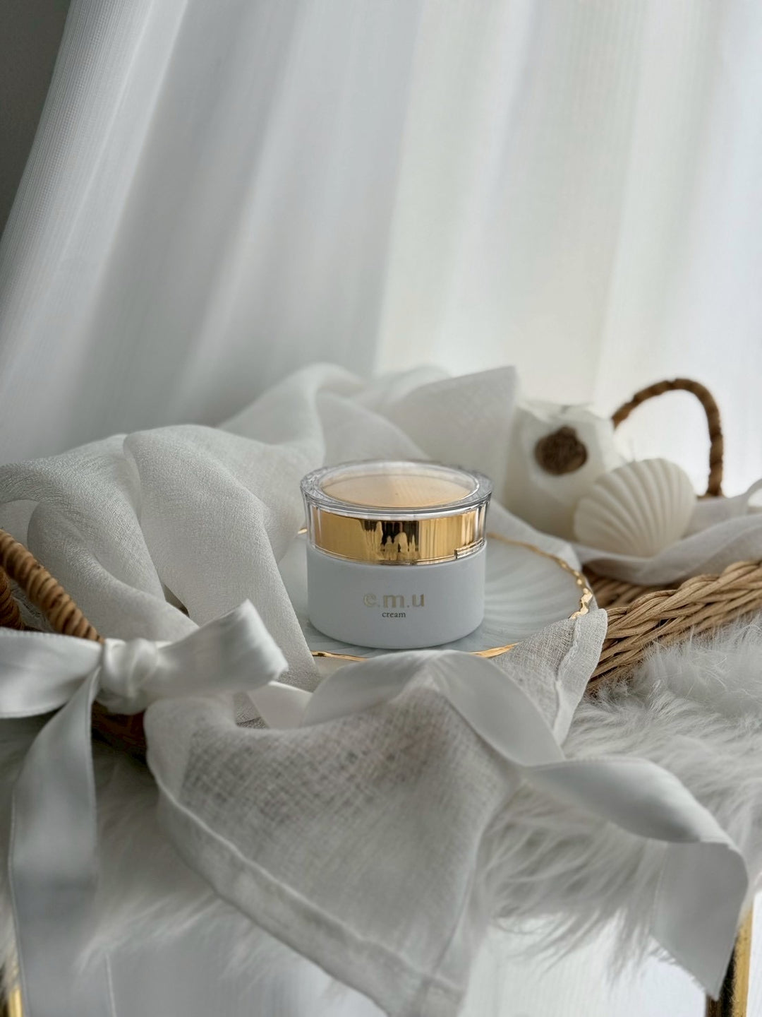 e.m.u cream